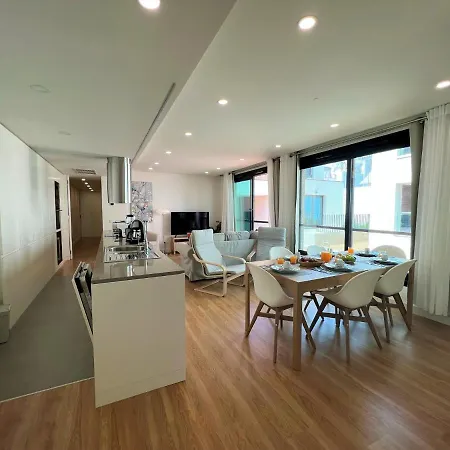 Design 4 By Homing Appartement